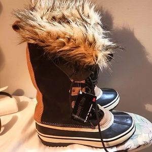 Thinsulate 3M waterproof boots.